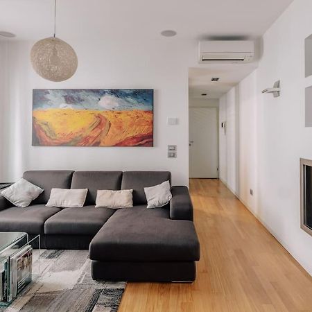 Casa Penelope Lägenhet Milano Exteriör bild