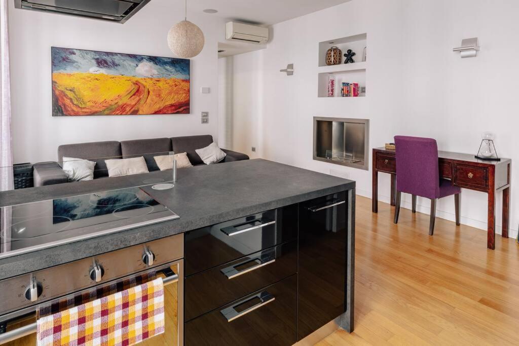 Casa Penelope Lägenhet Milano Exteriör bild